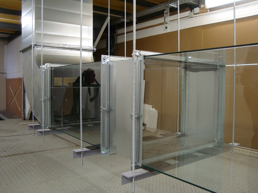 Skleněné díly do testovacího potrubí, ČVUT Praha, 2011